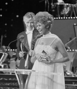 David Bowie & Aretha Franklin, Grammy Awards, NYC, 1975