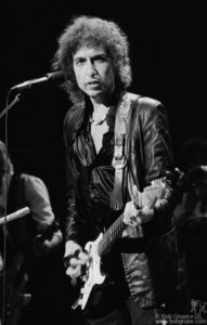 Bob Dylan on stage at MSG, NYC. September 29 or 30, 1978.
