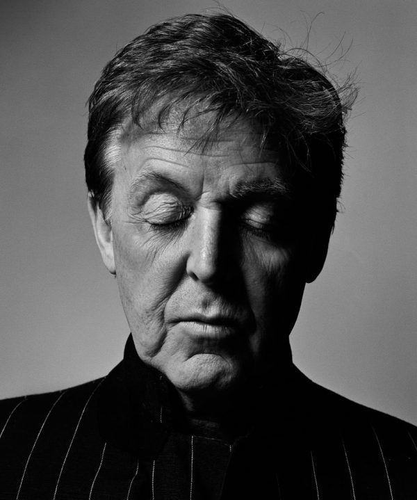 Paul McCartney closed eyes